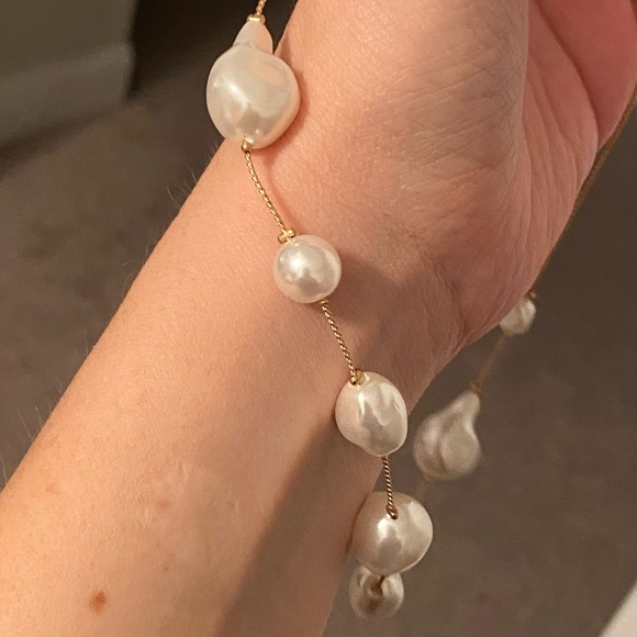 NWOT Pearl Necklace 😍 - Picture 4 of 16